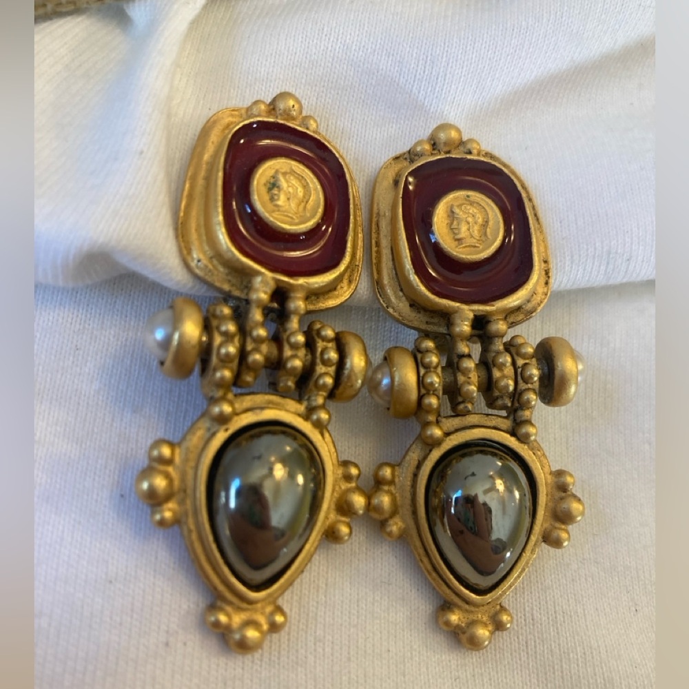 Etruscan Inspired Clip Earrings Faux Coin Neo Classical Vintage Intaglio Cameo - Picture 8 of 9